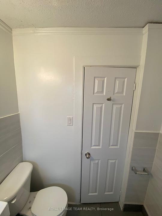 883 Somerset Street West, Ottawa, ON