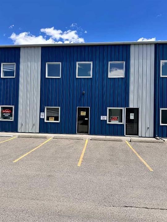 2128 - 8800 Venture Avenue Southeast, Calgary, AB