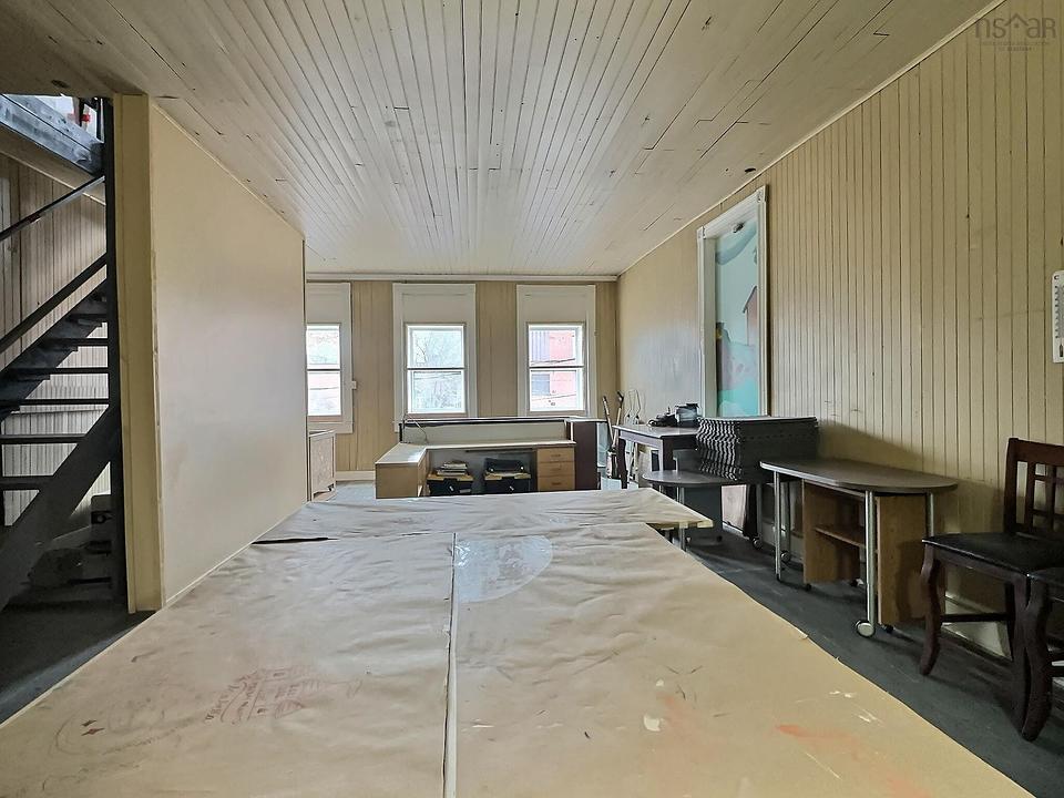 111 Victoria Street East, Amherst, NS
