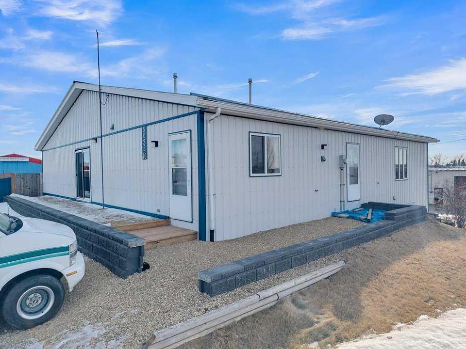 5025 46 Avenue, Rimbey, AB