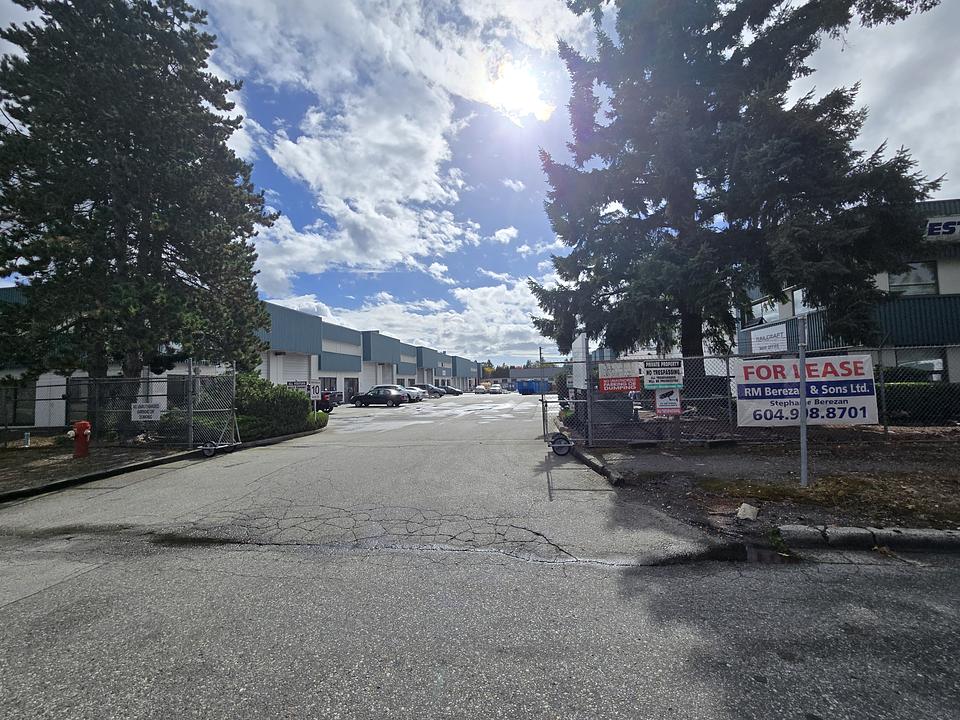 13272 Comberway, Surrey , BC