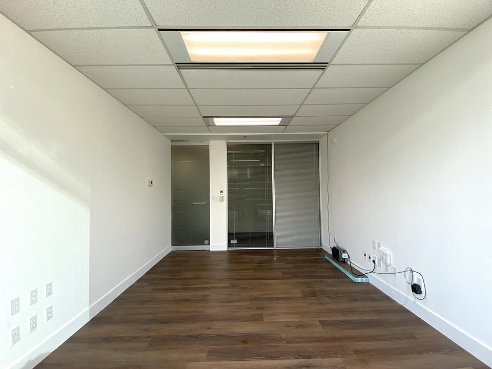 405 - 938 Howe Street, Vancouver, BC