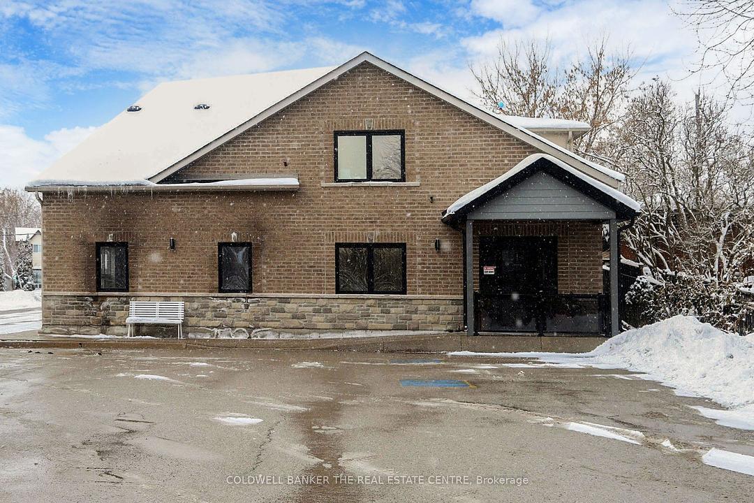 543 The Queensway South, Georgina, ON