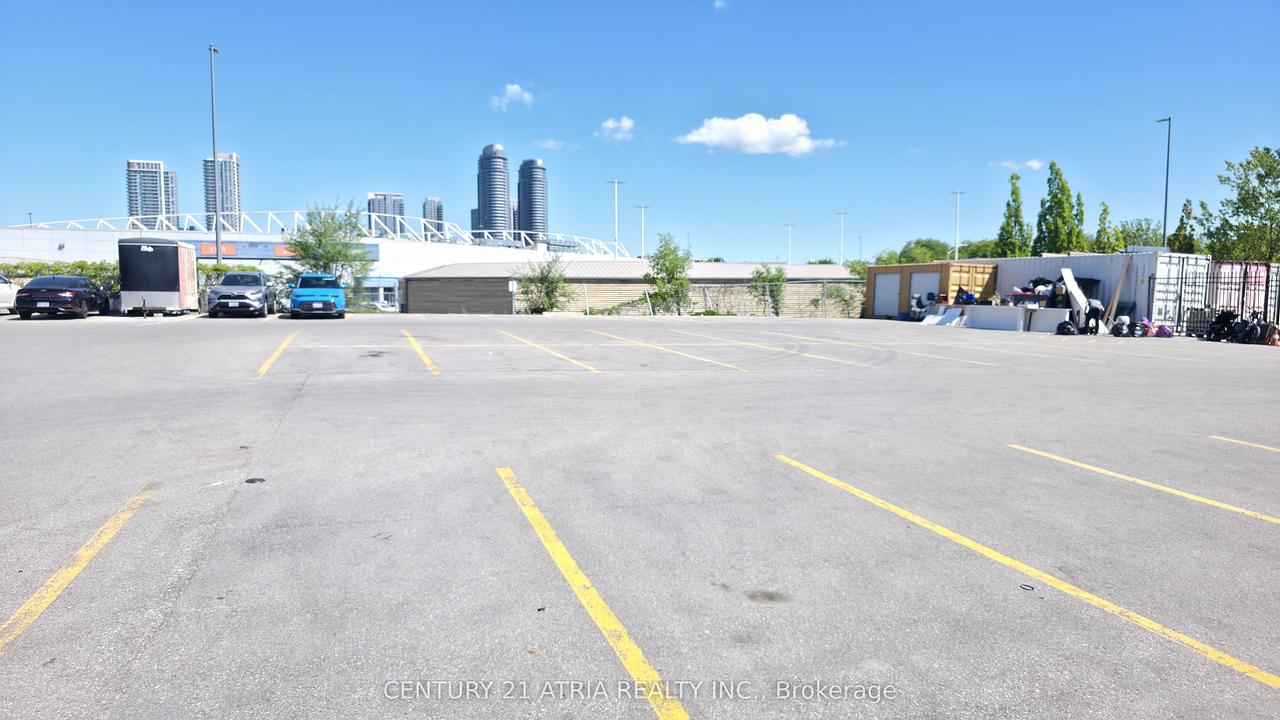 32 Progress Avenue, Toronto, ON