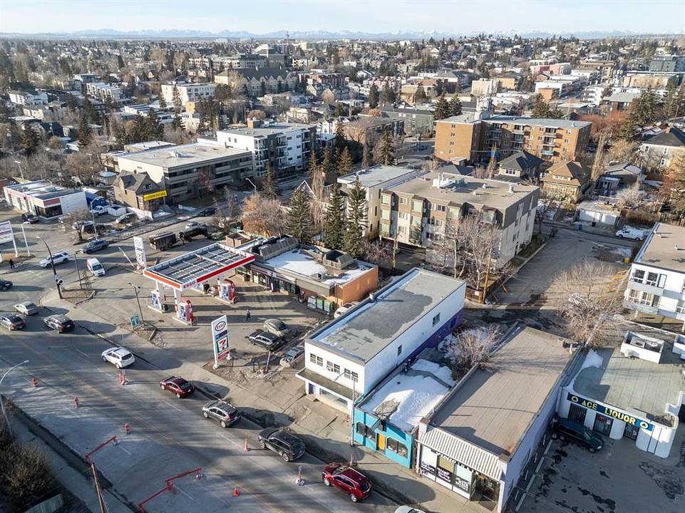 2615 14 Street Southwest, Calgary, AB