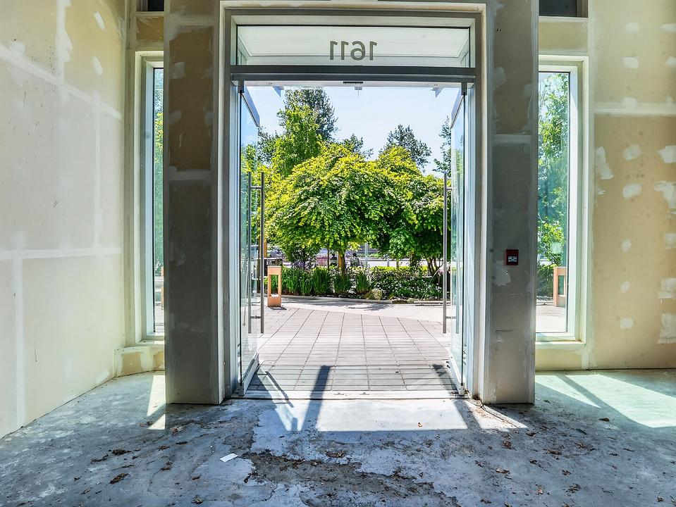 1611 Capilano Road, North Vancouver, BC