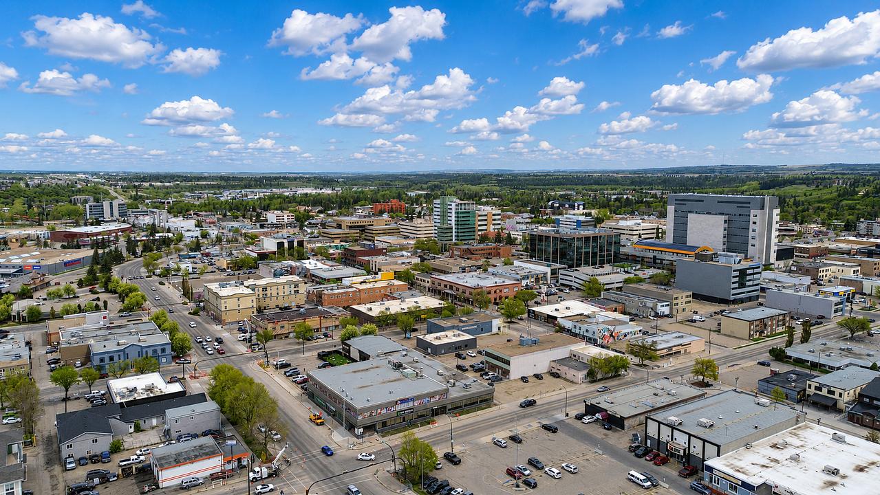 4711 51 Avenue, Red Deer, AB