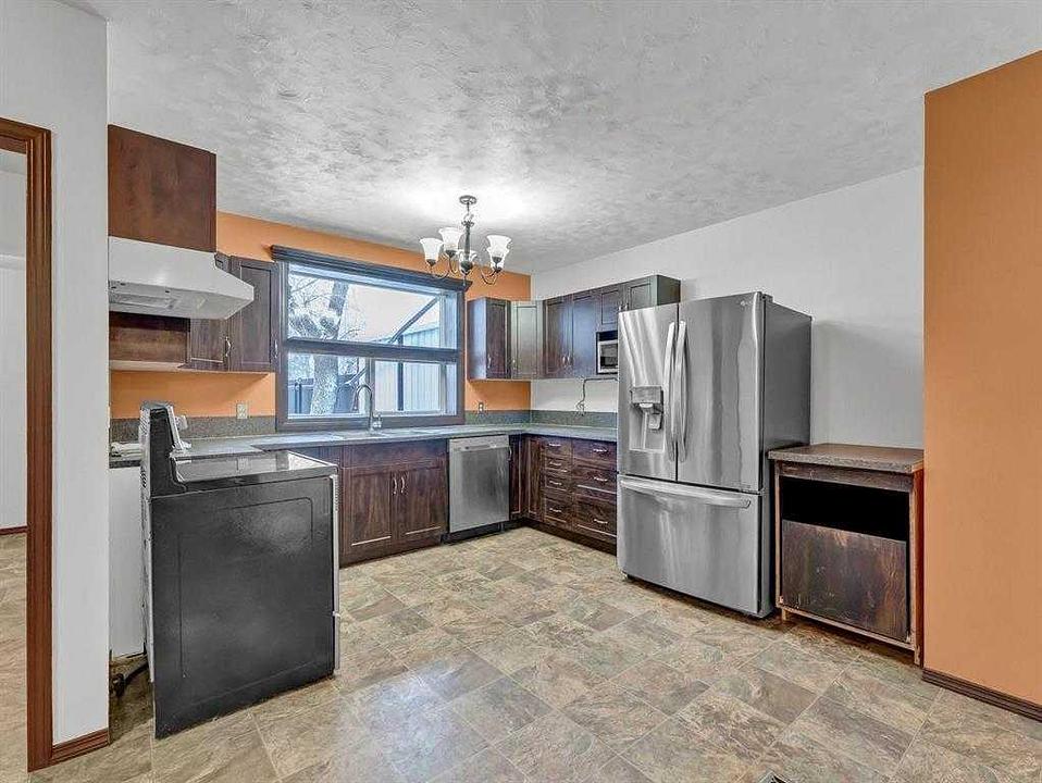 165 Centre Street, Tilley, AB