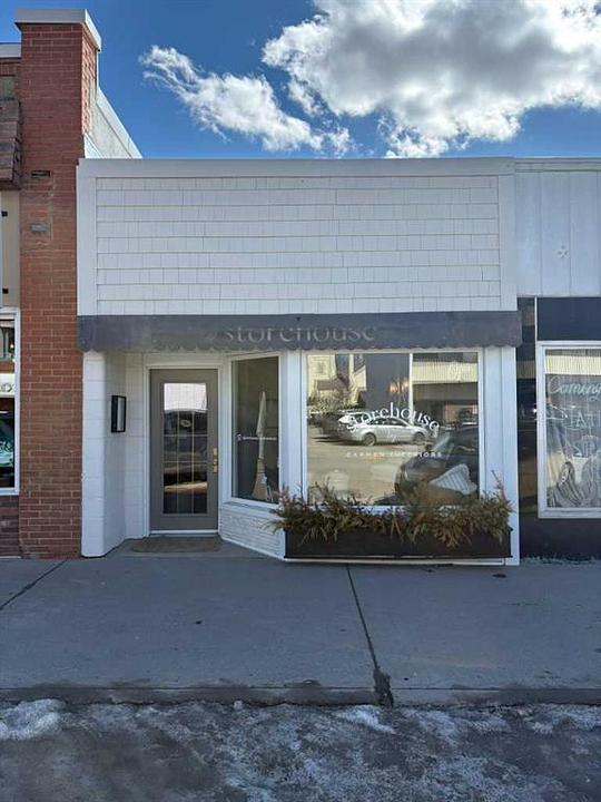 2021 19 Avenue, Didsbury, AB