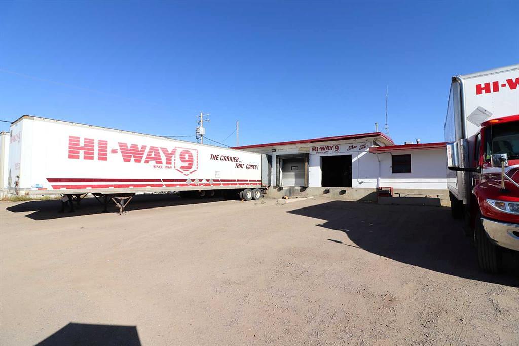 666 15 Street Southwest, Medicine Hat, AB