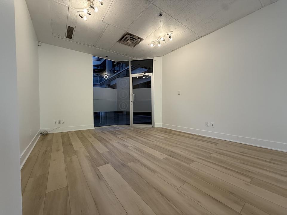 1080 Mainland Street, Vancouver, BC