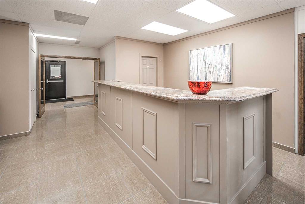 625 14 Street Northwest, Calgary, AB