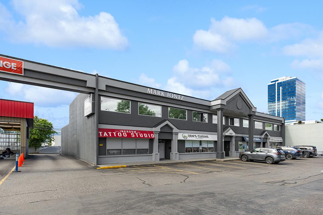 206-207 - 1767 Harvey Avenue, Kelowna, BC