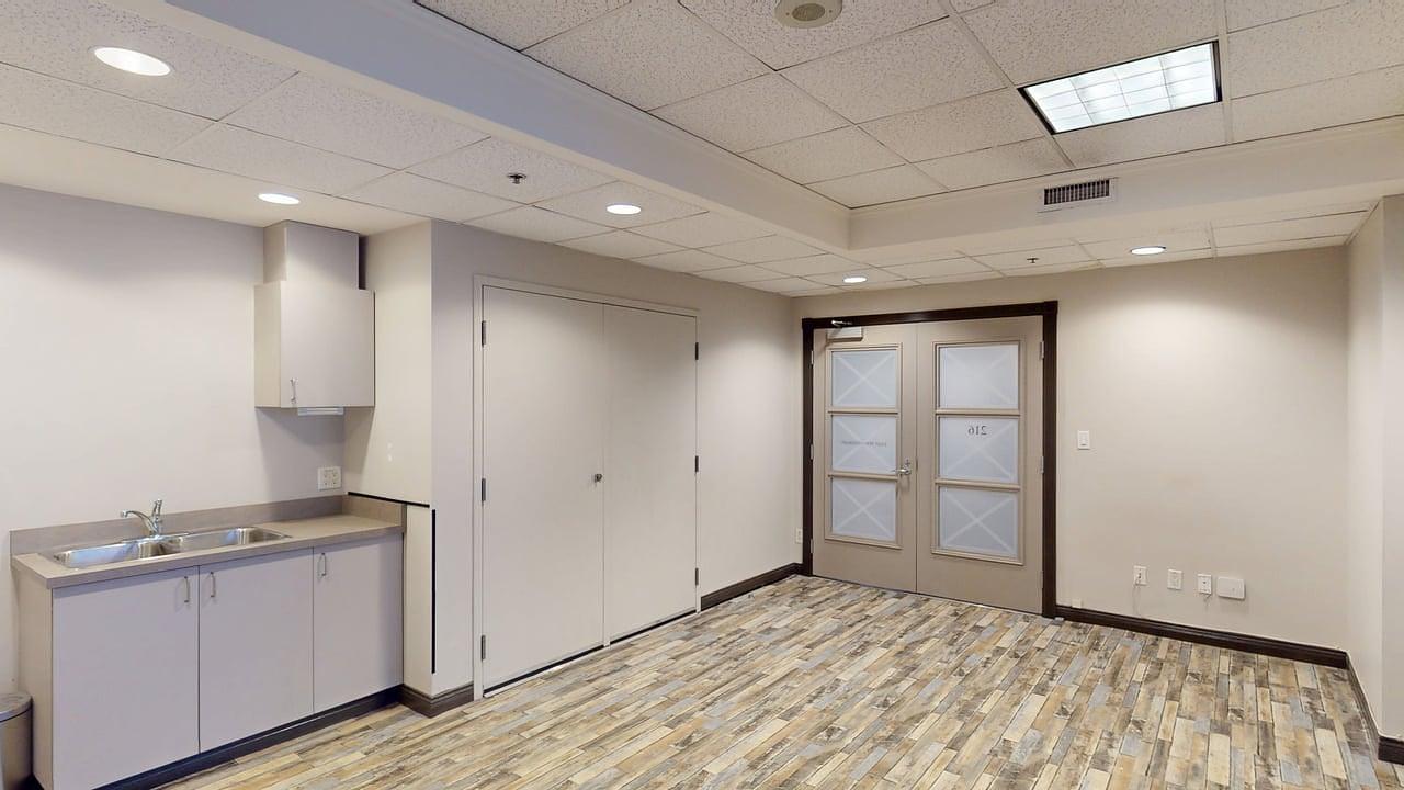 216 - 736 Granville St, Vancouver, BC