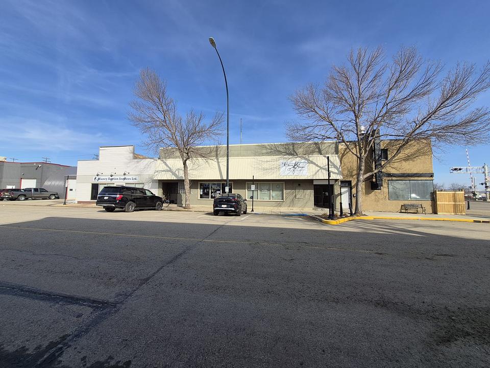 5004 Alberta 2 Alternate, Lacombe, AB