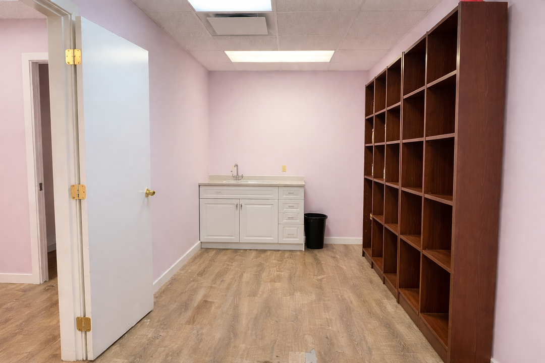 303 - 6051 Gilbert Rd, Richmond, BC