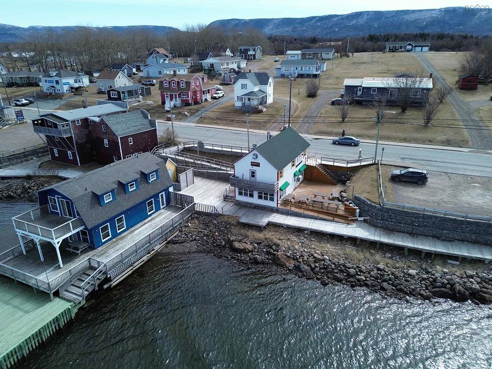 15279 Cabot Trail, Chéticamp, NS