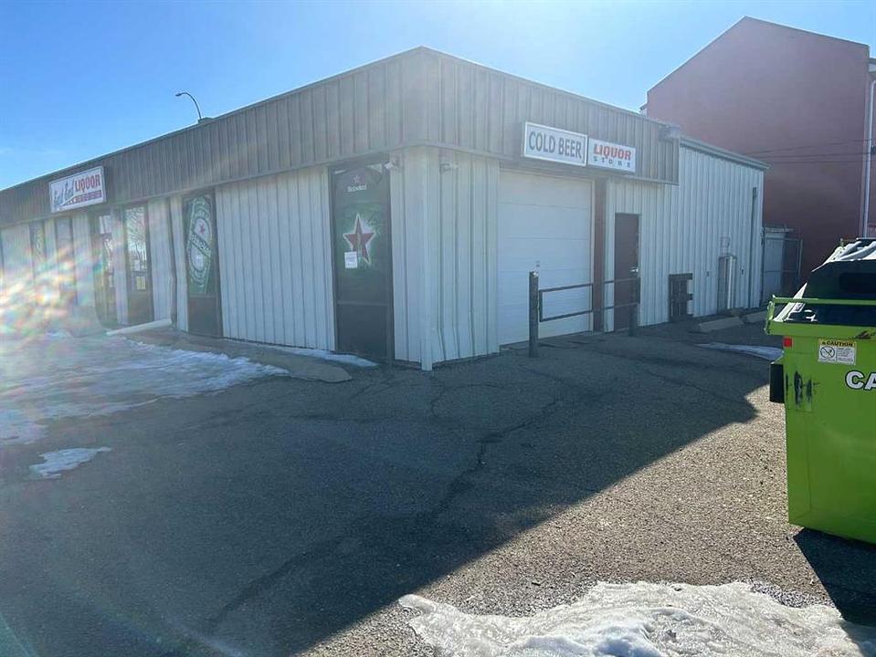 349 9 Street East, Brooks, AB