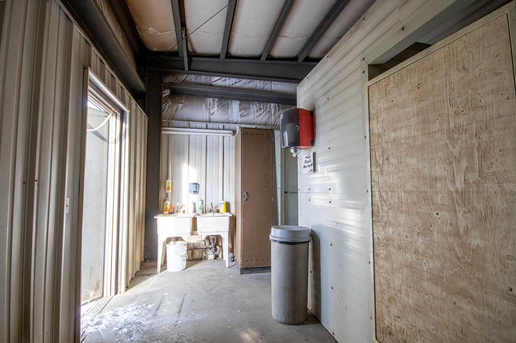 5423 Township Road 325b, Sundre, AB