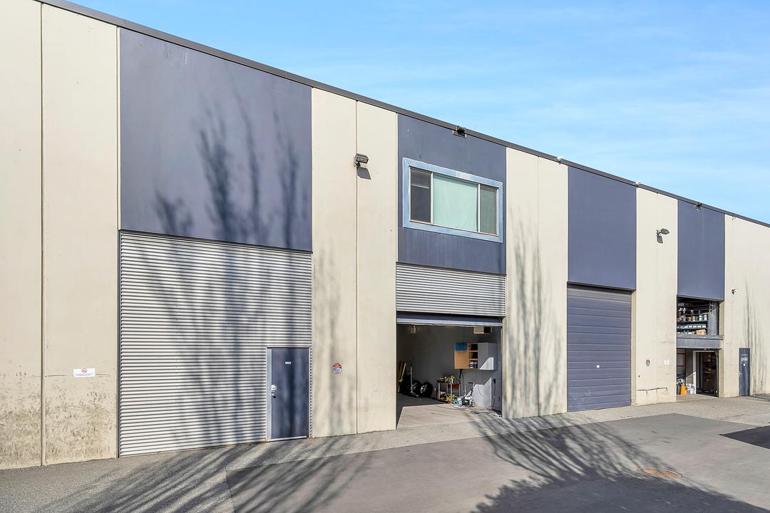111 & 112 - 19289 Langley Bypass, Surrey, BC
