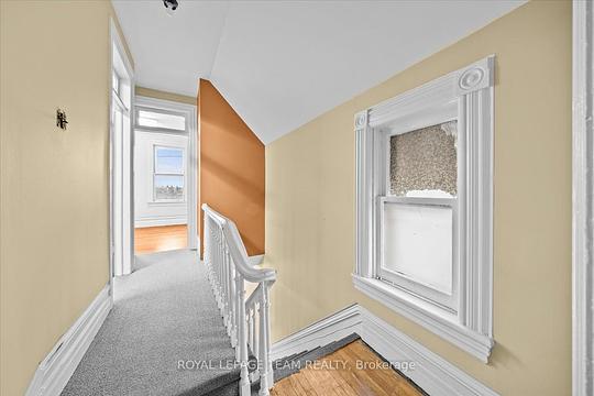 17 Arlington Avenue, Ottawa, ON