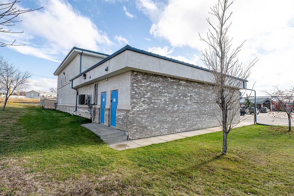 101 - 12125 99 Street, Grande Prairie, AB