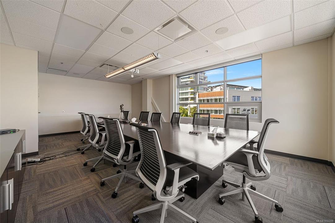 300-305 - 388 Harbour Road, Victoria, BC