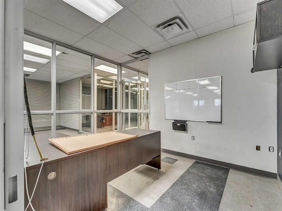 1782 32 Street Southwest, Medicine Hat, AB