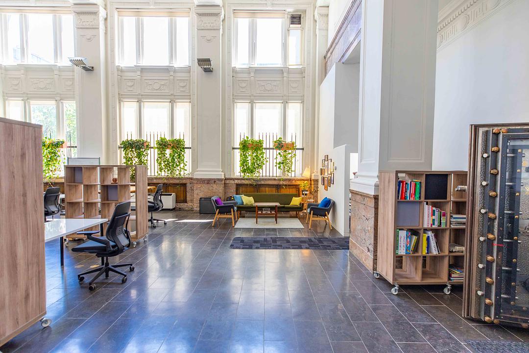 Main & Mezz - 402 W Pender St, Vancouver, BC