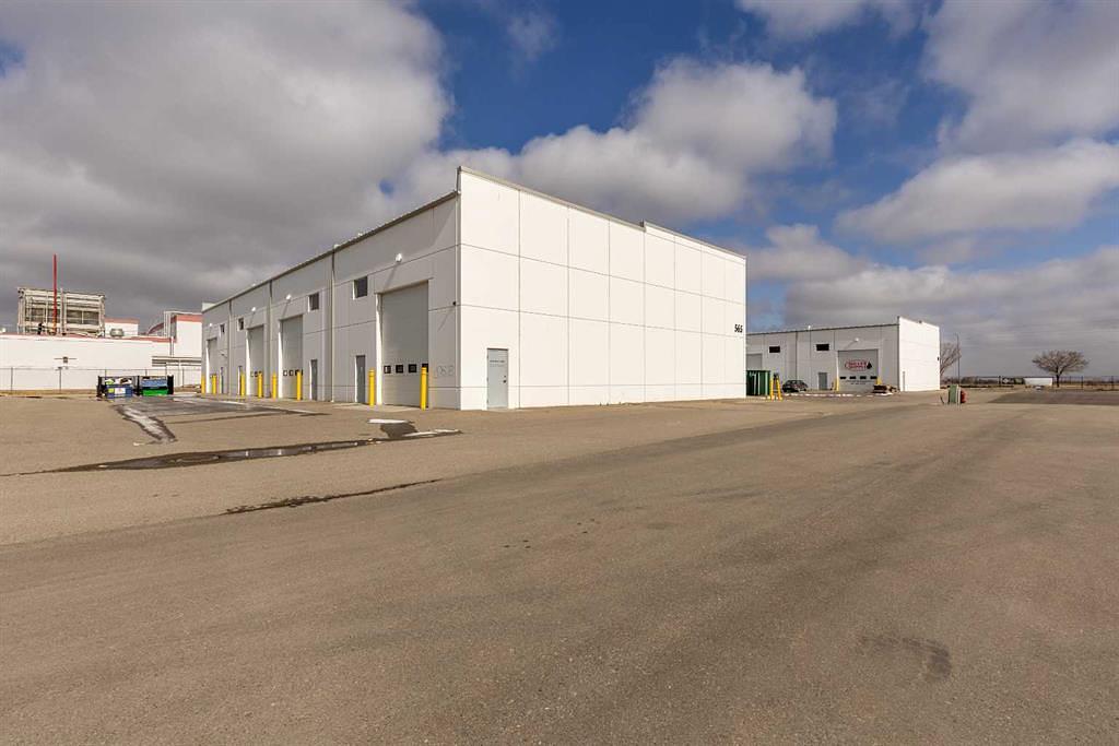 4-565 41 Street North, Lethbridge, AB