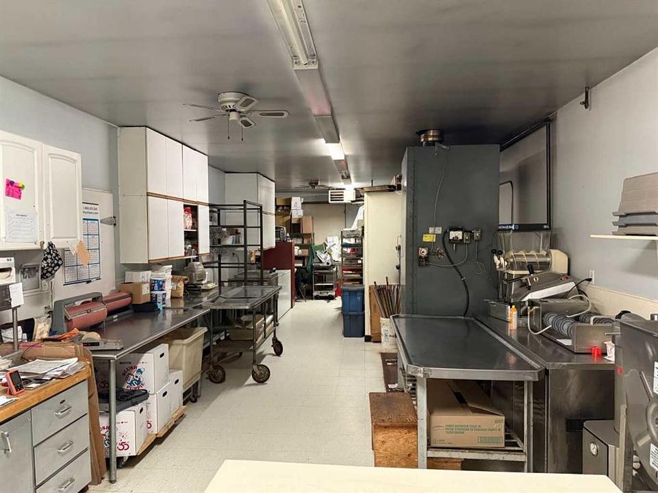 4934 50 Avenue, Kitscoty, AB