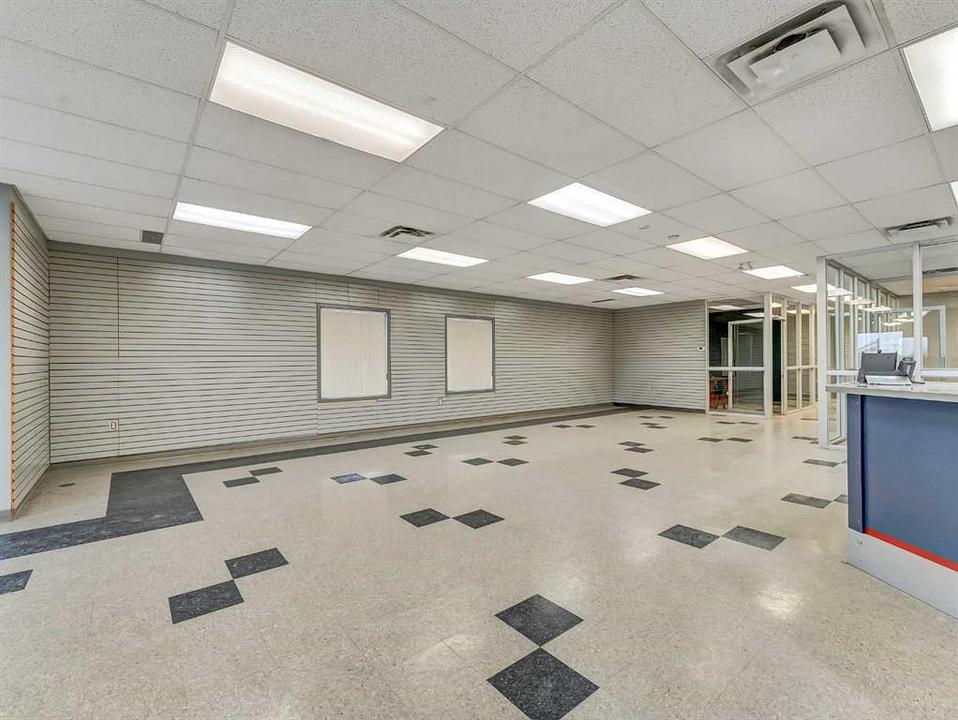 1782 32 Street Southwest, Medicine Hat, AB