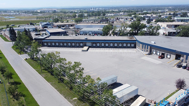 7803 35 Street South East, Calgary, AB