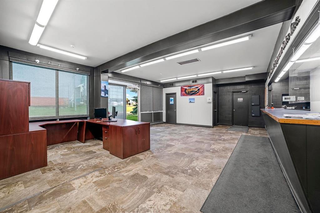 4707 39 Street, Camrose, AB