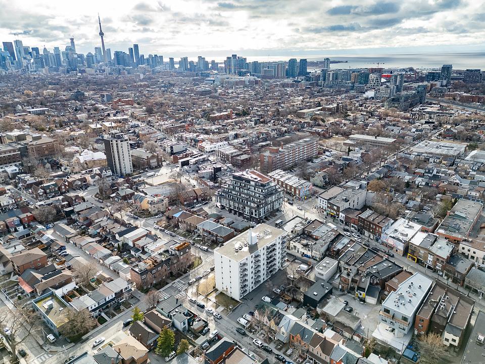 128 Sheridan Avenue, Toronto, ON