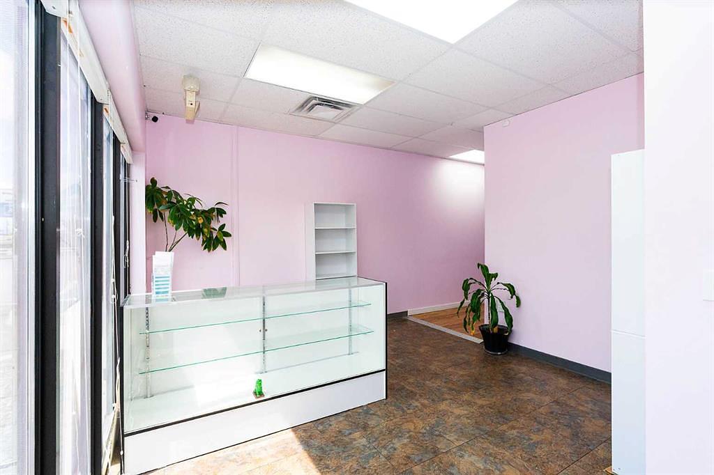 #2 - 28 12 Avenue Southeast, High River, AB