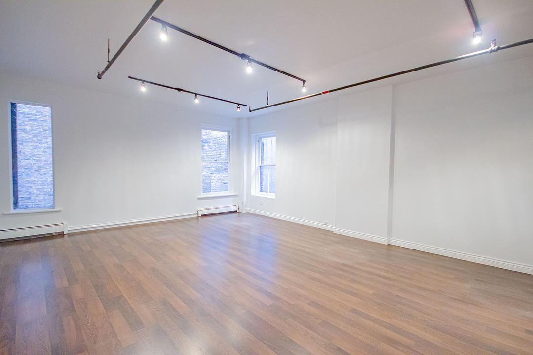 - 300 - 289 Abbott Street, Vancouver, BC