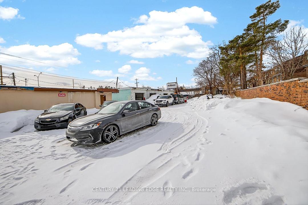 4656 Kingston Road, Toronto, ON