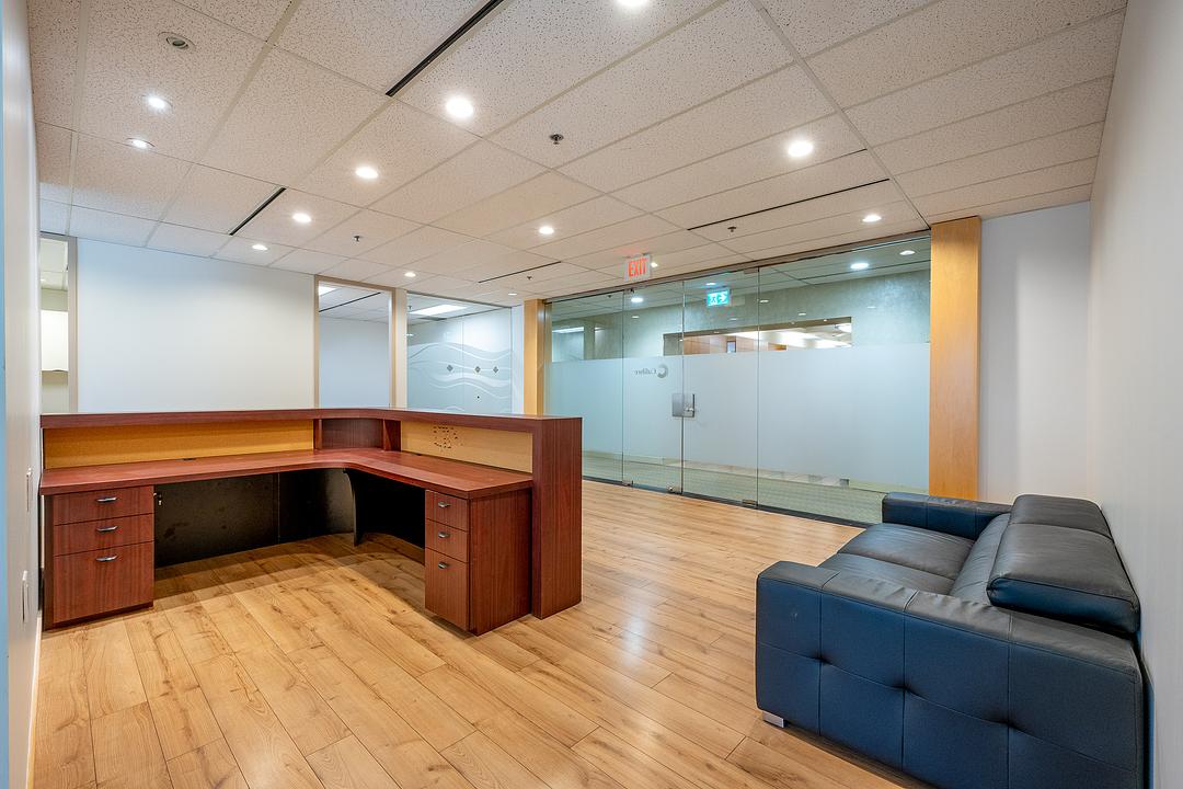 1560 - 200 Burrard St, Vancouver, BC