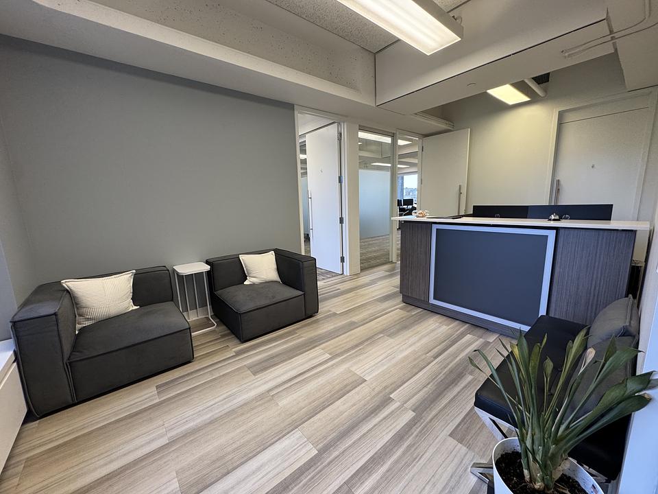 1890 - 1075 West Georgia Street, Vancouver, BC
