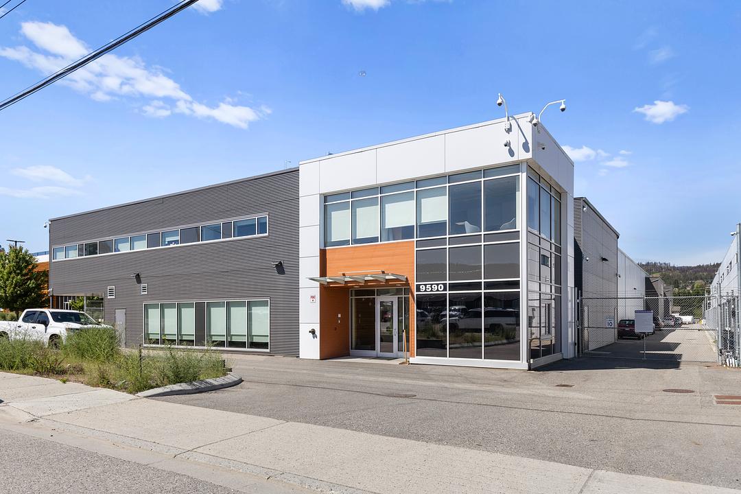 9590 McCarthy Road, Kelowna, BC