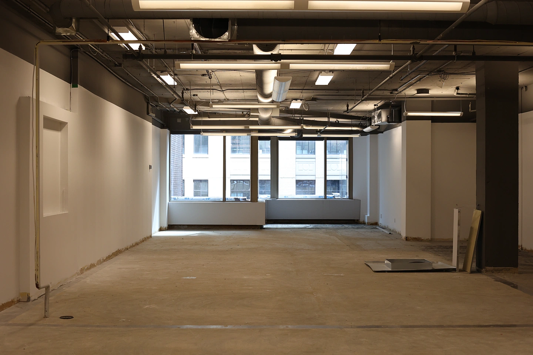 610 - 330 Bay Street, Toronto, ON