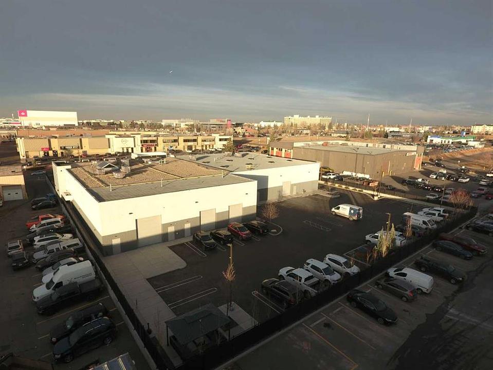 1 - 2315 30 Avenue Northeast, Calgary, AB