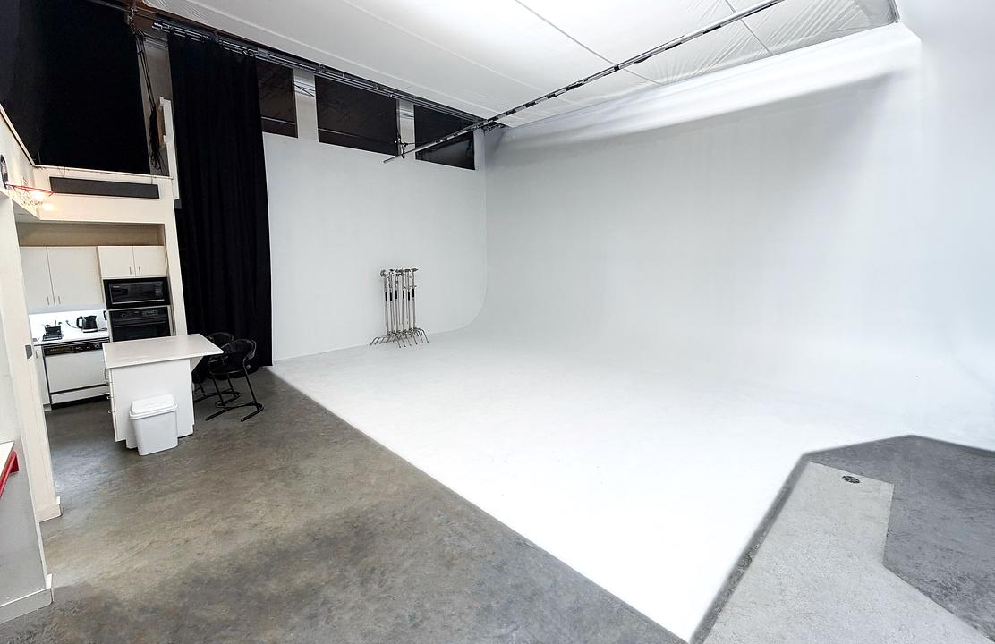 1810 Pine Street, Vancouver, BC