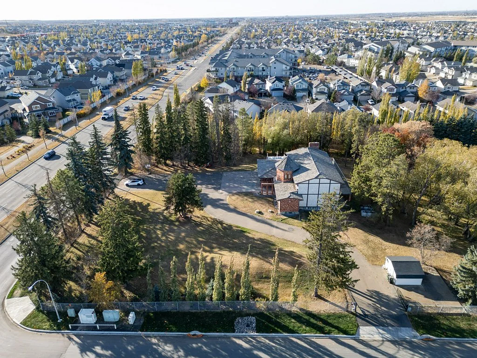 Ellerslie Road, Edmonton, AB