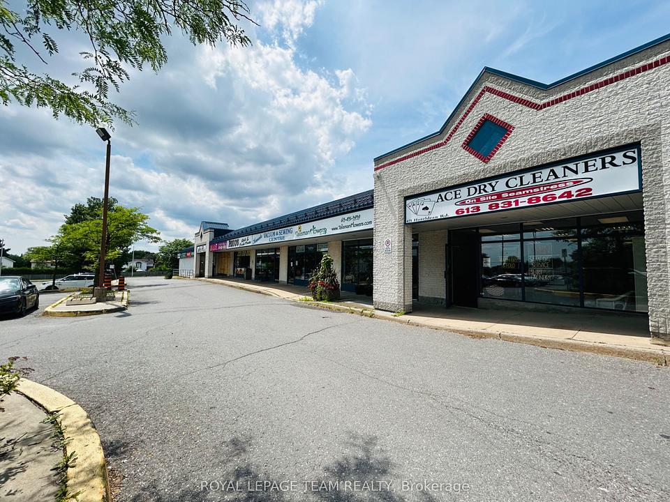 11 - 471 Hazeldean Road, Ottawa, ON