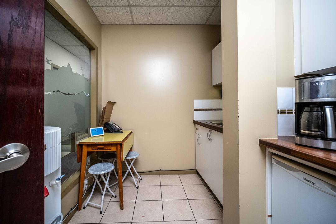 204 - 1437 Kingsway, Vancouver, BC