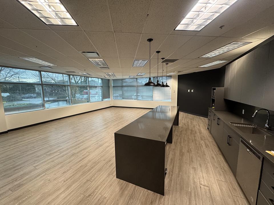 110 - 4600 Jacombs Rd, Richmond, BC
