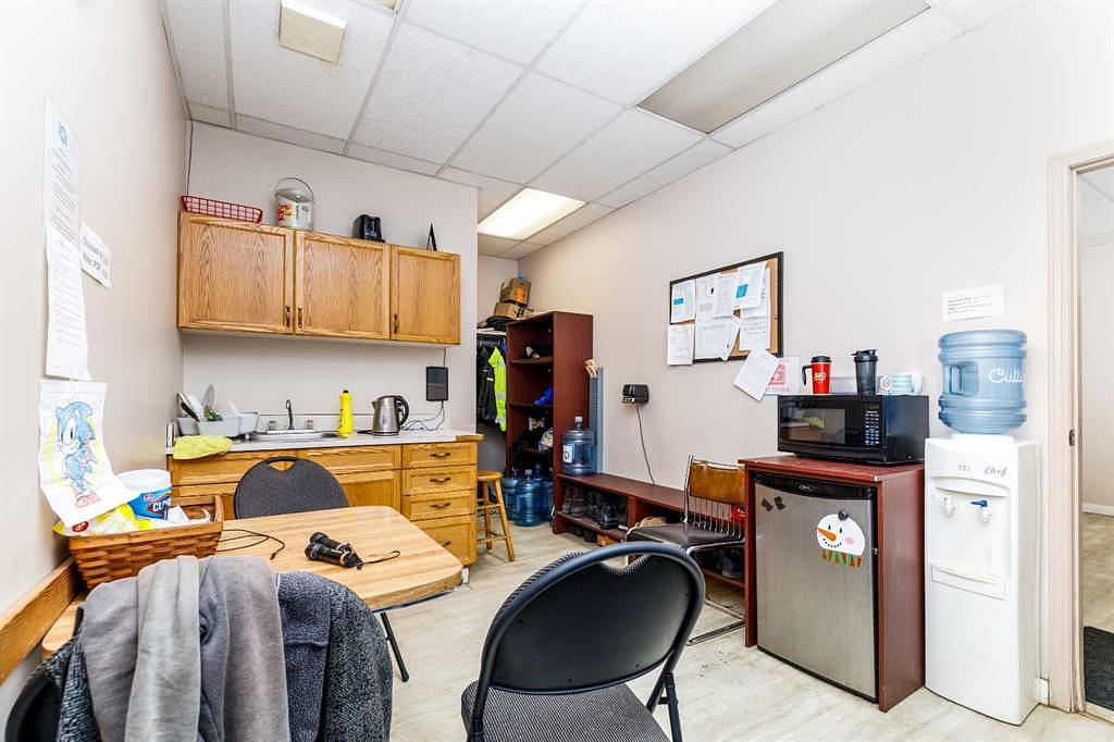 6104 67A Street, Red Deer, AB
