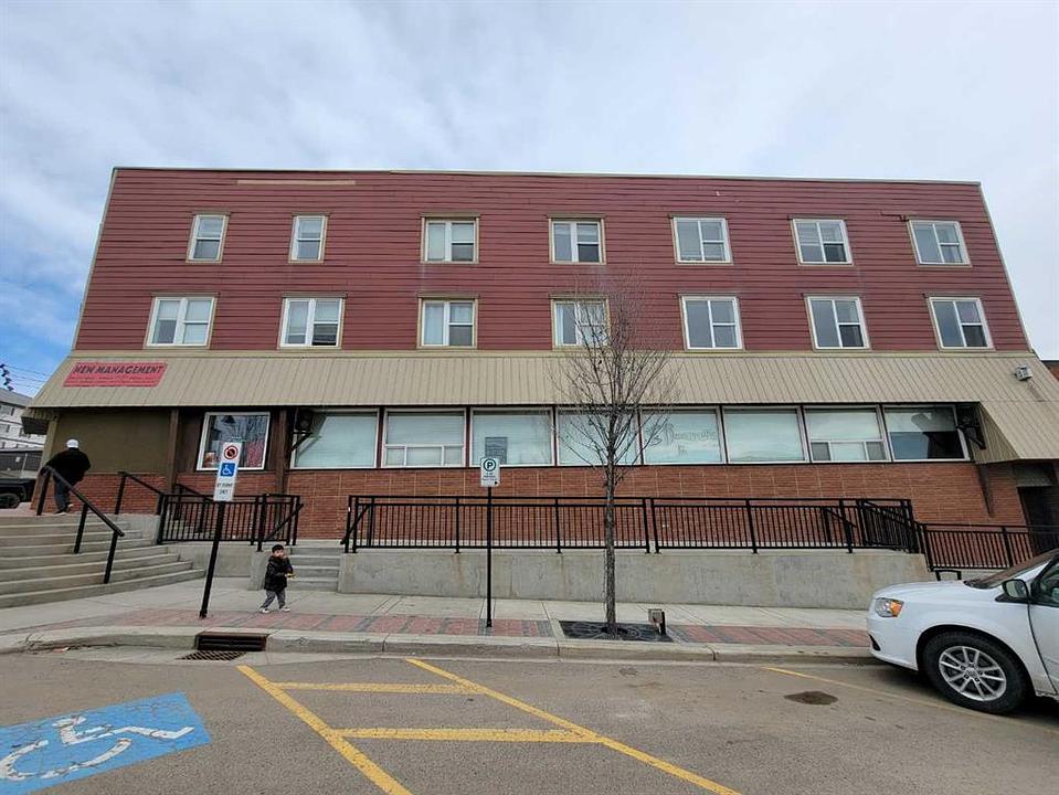 4939 50 Street, Rocky Mountain House, AB